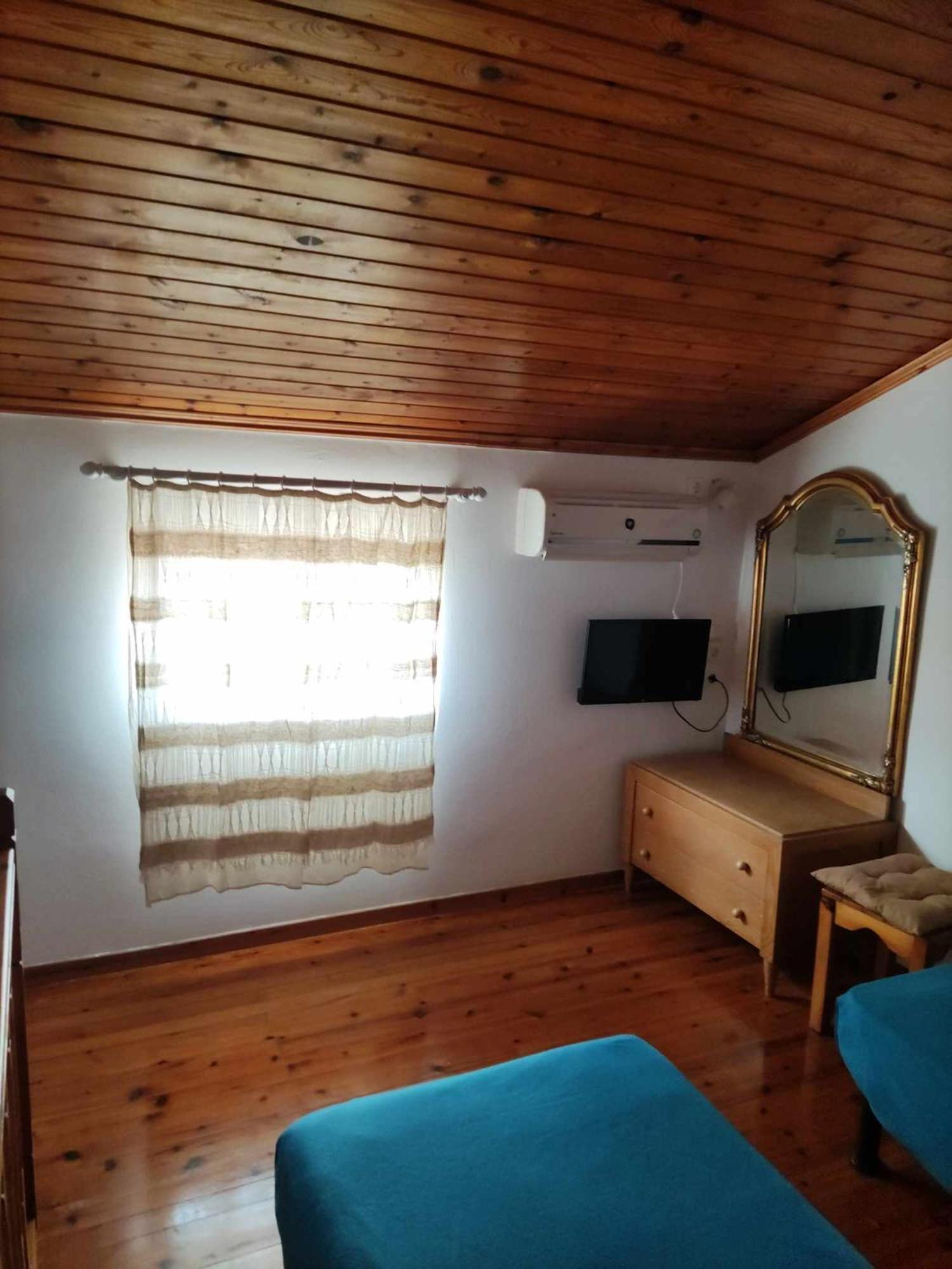 Alexandra'S Apartments Acharavi  Bagian luar foto